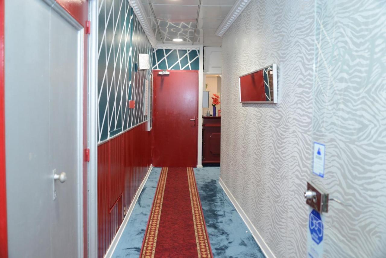 Hotel Aux Armes De Belgique Лурд Экстерьер фото