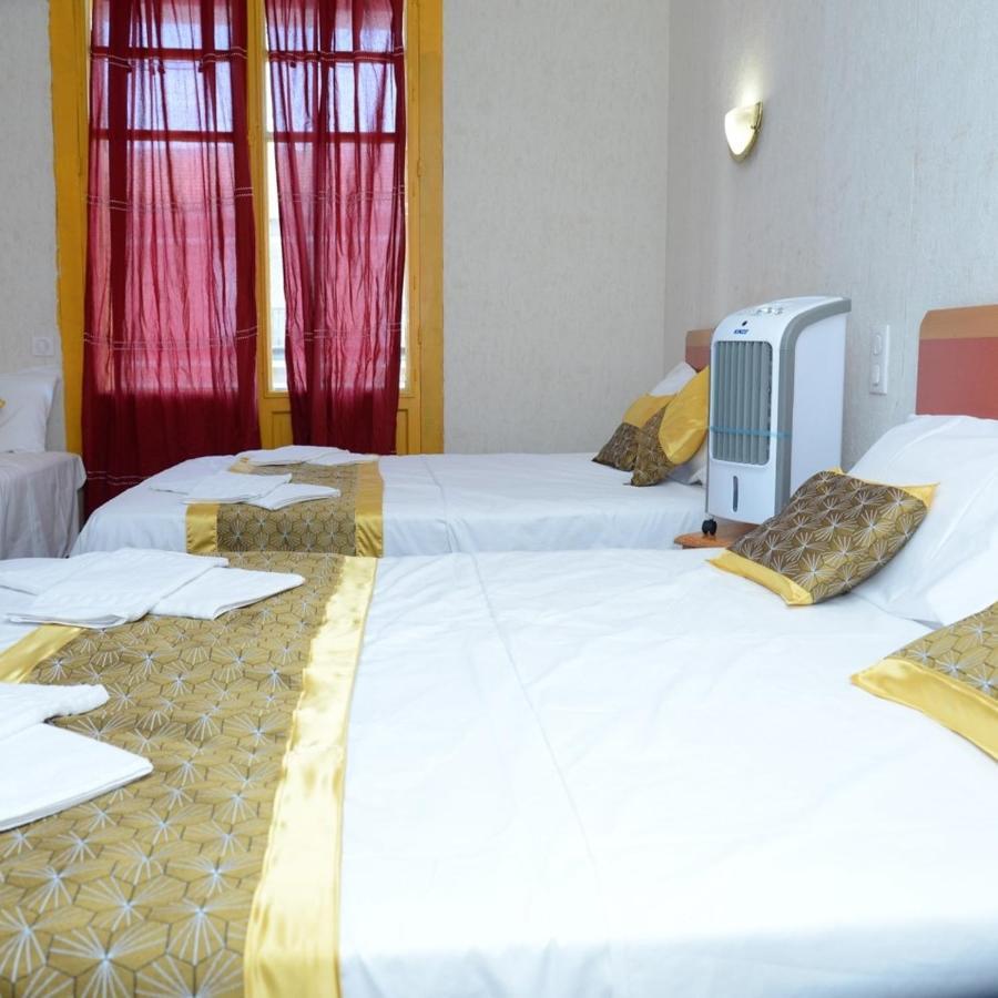 Hotel Aux Armes De Belgique Лурд Экстерьер фото